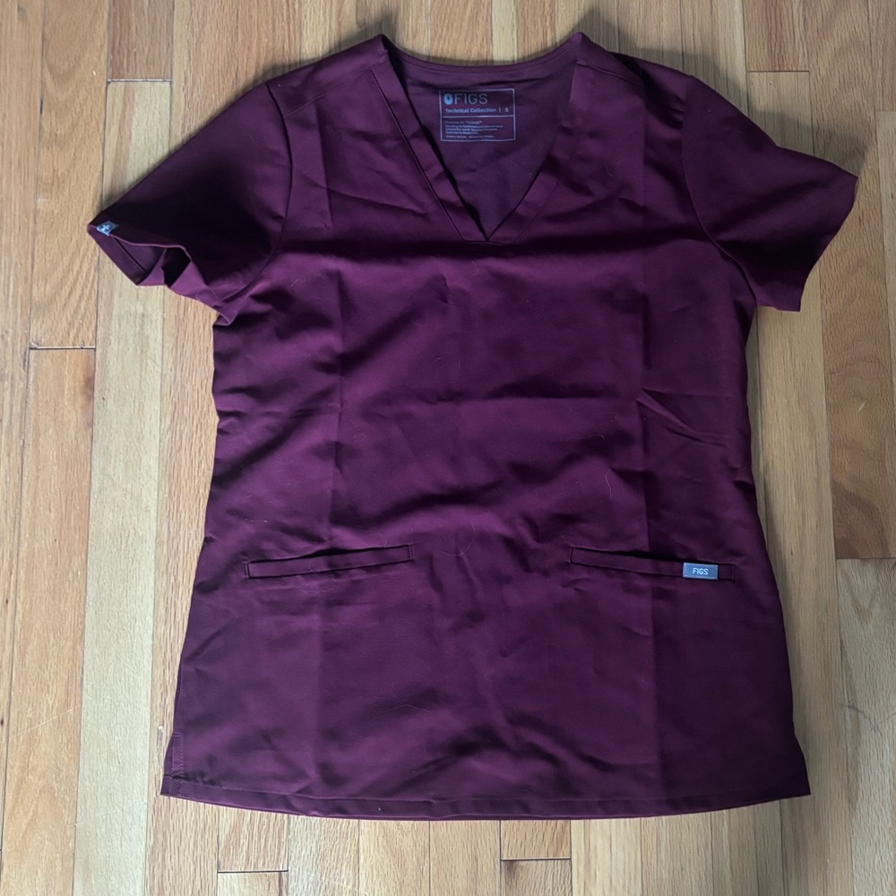 Figs Women's Set in Burgundy